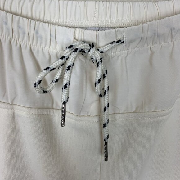 Future Collective Womens Shorts NEW L Off White Cream Pull On Knit - Picture 4 of 16